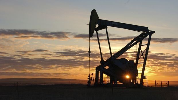 США готовят помощь своей нефтяной отрасли в условиях падения цен на нефть