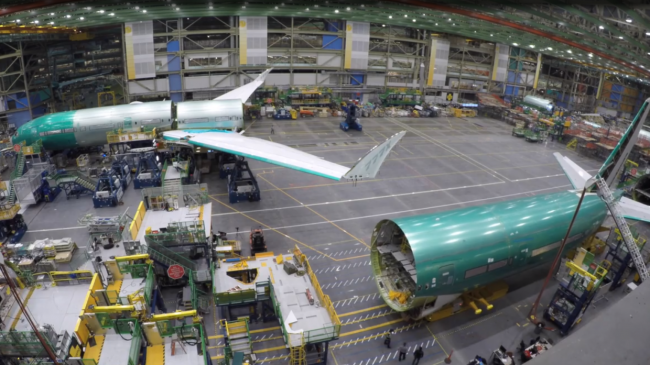 Boeing приостановит производство 737 Max в январе на неопределенный срок