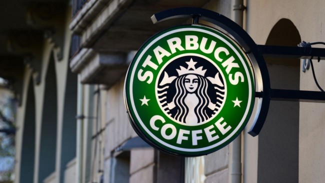Starbucks получила рекордный доход, после роста продаж в магазинах и инноваций