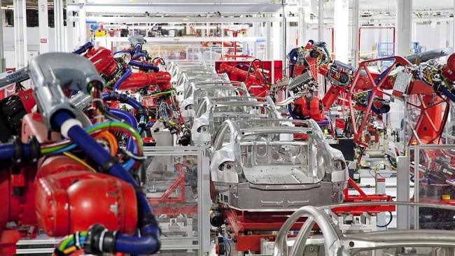 Tesla объявила о новом рекорде в производстве и снижении цен на $2000